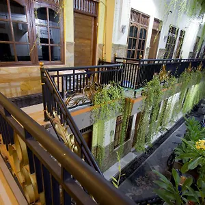  Pensión Asta House Indonesia